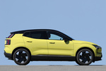 Volvo EX30 Single Motor Plus Todo terreno Moss Yellow Exterior Lateral 5 puertas