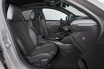 Peugeot 208 Hybrid 100 e-DCS6 GT Hybrid Turismo Interior Asientos 5 puertas