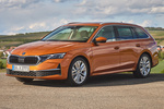 Skoda Octavia Gama Octavia Combi Design Combi Turismo familiar Naranja Phoenix Exterior Frontal-Lateral 5 puertas