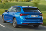 Skoda Octavia Gama Octavia Combi Sportline Combi Turismo familiar Azul Race Metalizado Exterior Lateral-Posterior 5 puertas