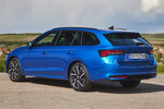 Skoda Octavia Gama Octavia Combi Sportline Combi Turismo familiar Azul Race Metalizado Exterior Lateral-Posterior 5 puertas