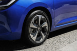 Suzuki Swift 1.2 CVT Mild Hybrid S3 CVT Turismo Frontier Blue Perlado con Techo Negro Exterior Llanta 5 puertas
