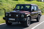 INEOS Grenadier Quartermaster Gama Grenadier Quartermaster Fieldmaster Edition Pick up Exterior Frontal-Lateral 4 puertas