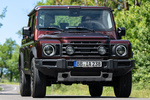 INEOS Grenadier Quartermaster Gama Grenadier Quartermaster Fieldmaster Edition Pick up Exterior Frontal 4 puertas