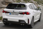 BMW Serie 1 M135 xDrive M135 xDrive Turismo Alpine White Exterior Posterior-Lateral 5 puertas