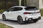 BMW Serie 1 M135 xDrive M135 xDrive Turismo Alpine White Exterior Lateral-Posterior 5 puertas