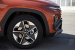 Hyundai Tucson Gama Tucson Hybrid Tecno Sky Hybrid Todo terreno Engine Red Exterior Llanta 5 puertas
