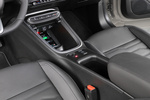 Jeep Avenger e-Hybrid 100 CV Summit e-Hybrid con Pack Leather & Winter Todo terreno Interior Consola Central 5 puertas