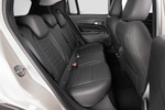 Jeep Avenger e-Hybrid 100 CV Summit e-Hybrid con Pack Leather & Winter Todo terreno Interior Asientos fila 2 5 puertas