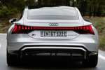 Audi e-tron GT S e-tron GT S e-tron GT Turismo Plata Florete metalizado Exterior Posterior 4 puertas