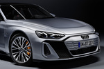 Audi e-tron GT S e-tron GT S e-tron GT Turismo Plata Florete metalizado Exterior Frontal 4 puertas