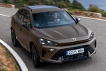 CUPRA Formentor 1.5 eTSI 110 kW (150 CV) DSG Gama Formentor e-Hybrid Todo terreno Century Bronce Matt Exterior Cenital-Lateral-Frontal 5 puertas