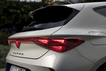 CUPRA Le&oacute;n 1.5 eTSI 110 kW (150 CV) DSG-7 Gama Le&oacute;n Turismo Tayga Grey Exterior Pilotos 5 puertas