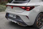 CUPRA Le&oacute;n 1.5 eTSI 110 kW (150 CV) DSG-7 Gama Le&oacute;n Turismo Tayga Grey Exterior Posterior 5 puertas