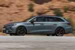 CUPRA Le&oacute;n 1.5 eTSI 110 kW (150 CV) DSG-7 Sportstourer Gama Le&oacute;n Sportstourer Turismo familiar Enceladus Grey Exterior Frontal-Lateral 5 puertas
