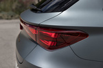 CUPRA Le&oacute;n 1.5 eTSI 110 kW (150 CV) DSG-7 Sportstourer Gama Le&oacute;n Sportstourer Turismo familiar Enceladus Grey Exterior Pilotos 5 puertas