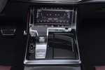 Audi Q8 RS Q8 Performance RS Q8 Performance Todo terreno Interior Consola Central 5 puertas