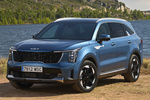 KIA Sorento Gama Sorento HEV Emotion HEV Todo terreno Mineral Blue Exterior Frontal-Lateral 5 puertas