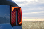KIA Sorento Gama Sorento HEV Emotion HEV Todo terreno Mineral Blue Exterior Pilotos 5 puertas