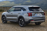 KIA Sorento PHEV 1.6 T-GDI 4x4 Emotion con Paq. Premium PHEV 4x4 Todo terreno Silky Silver Exterior Lateral-Posterior 5 puertas