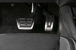 Skoda Kamiq 1.5 TSI 110 kW (150 CV) DSG Monte Carlo Todo terreno Interior Pedales 5 puertas