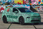 Skoda Elroq Camuflado Camuflado Todo terreno Exterior Lateral-Frontal 5 puertas