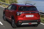 Suzuki S-Cross 1.4T Mild Hybrid 4x4 S3 Todo terreno Rojo Energetic Metalizado Exterior Lateral-Posterior 5 puertas