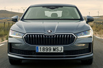 Skoda Superb L&K DSG 4x4 L&K Turismo Gris grafito metalizado Exterior Frontal 5 puertas