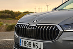 Skoda Superb L&K DSG 4x4 L&K Turismo Gris grafito metalizado Exterior Frontal 5 puertas