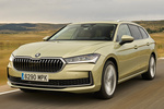 Skoda Superb L&K Combi L&K Combi Turismo familiar Ice Tea Amarillo Metalizado Exterior Frontal-Lateral 5 puertas