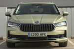 Skoda Superb L&K Combi L&K Combi Turismo familiar Ice Tea Amarillo Metalizado Exterior Frontal 5 puertas