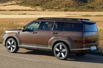 Hyundai Santa Fe 1.6T 4x4 AT PHEV Style PHEV Todo terreno Earthy Brass Mate Exterior Lateral-Posterior 5 puertas