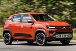 Dacia Spring Electric 65 (48 kW) Extreme Todo terreno Brick Red Exterior Lateral-Frontal 5 puertas