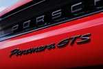 Porsche Panamera GTS GTS Turismo Rojo Carm&iacute;n Exterior Detalle 5 puertas