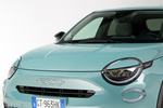 Fiat 600 Gama 600 Hybrid Gama 600 Hybrid Todo terreno Azul Cielo Exterior Faro 5 puertas