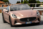 Maserati GranCabrio Folgore Folgore Descapotable Rose Gold Exterior Lateral-Frontal 2 puertas