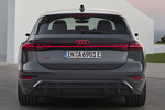 Audi A6 e-tron Avant e-tron performance Black line Avant e-tron Turismo familiar Magnet Grey Exterior Posterior 5 puertas