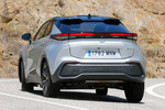 Toyota C-HR 220PH Advance PHEV Todo terreno Bi-tono Gris &Aacute;gata Exterior Lateral-Posterior 5 puertas