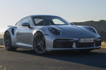 Porsche 911 Turbo 50 Years Coup&eacute; Turbo 50 Years Coup&eacute; Coup&eacute; Exterior Lateral-Frontal 2 puertas