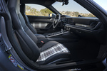 Porsche 911 Turbo 50 Years Coup&eacute; Turbo 50 Years Coup&eacute; Coup&eacute; Interior Asientos 2 puertas