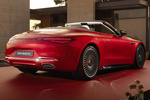 Mercedes-Benz SL Maybach 680 Maybach 680 Monogram Series Descapotable Red Ambience Exterior Posterior-Lateral 2 puertas