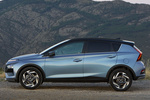 Hyundai Bayon Gama Bayon Tecno Todo terreno Meta Blue / Phantom Black Exterior Lateral 5 puertas