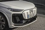 Audi Q6 SQ6 e-tron quattro SQ6 e-tron Todo terreno Blanco Glaciar metalizado Exterior Frontal 5 puertas