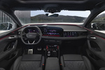 Audi Q6 SQ6 e-tron quattro SQ6 e-tron con Interior S y cuero Negro Todo terreno Interior Salpicadero 5 puertas