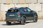 Dacia Duster TCe 130 4x4 Extreme 4x4 Todo terreno Verde Cedro Exterior Posterior-Lateral 5 puertas