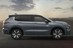 Mitsubishi Outlander PHEV 4WD First Edition PHEV Todo terreno Gris Moonstone con Techo Negro Exterior Lateral 5 puertas