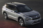 Mitsubishi Outlander PHEV 4WD First Edition PHEV Todo terreno Gris Moonstone con Techo Negro Exterior Cenital-Lateral-Frontal 5 puertas