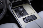 Mazda CX-80 E-Skyactiv D AWD Takumi Plus Todo terreno Interior Consola Central 5 puertas