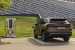 Skoda Kodiaq 1.5 TSI iV PHEV 204 CV DSG Design iV Todo terreno Bronx Gold Metallic Exterior Toma de recarga 5 puertas