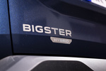 Dacia Bigster Hybrid 155 Journey Hybrid Todo terreno Azul Indigo Exterior Emblema marca 5 puertas